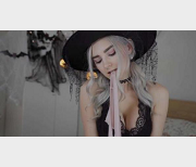 《AvrilxLust:网红白兔,性感火辣,精品秀抖腿舞!》