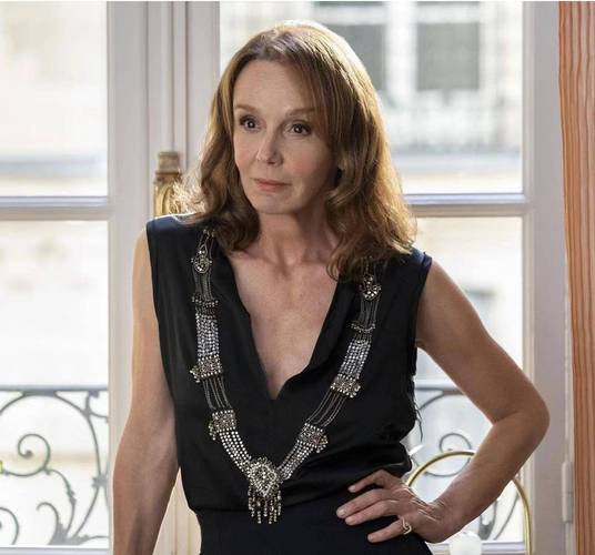 西语剧《黑暗的欲望》2022年1080P视频原画,15集内嵌中字,阿里云盘,倍速播放