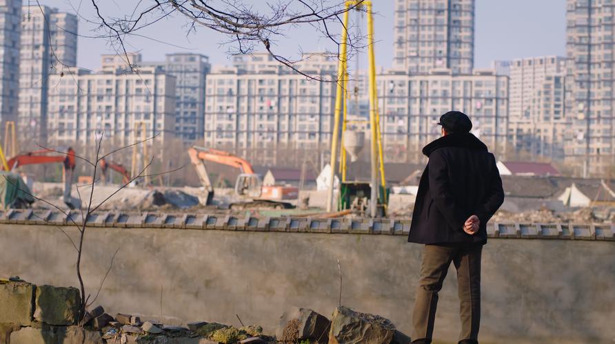 免费下载《八仙桌（2022）4K国语》阿里云盘完整版