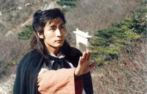 《白眉大侠：重温童年回忆，重温经典》