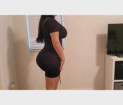 《拉丁洋马身材：CrystalLust的火辣舞步，令人叹为观止》