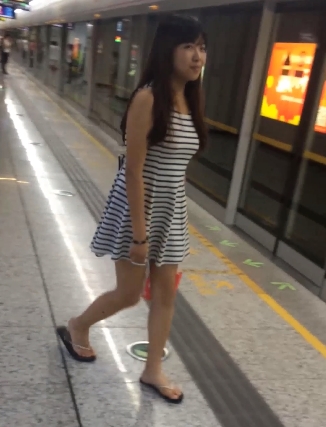 顾盼盼与男友的火辣互动,分享幸福生活的视频大小