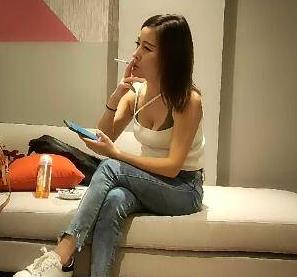 战神小利超能力与黑丝服务，网红女神的加钱哥资源合集！