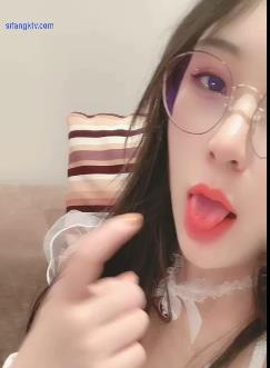 烧嫩女神砂糖高颜长腿A4腰，让你一起走进烧嫩女神的世界！