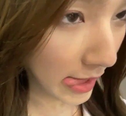 佳凯小鲜奶最全作品合集：高颜值大长腿，Twitter火爆资源一次看齐