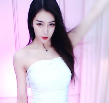 车老板:精选虎牙女主播的五部舞蹈精选颜值高身材丰满,1G大小,让你爱不释手!