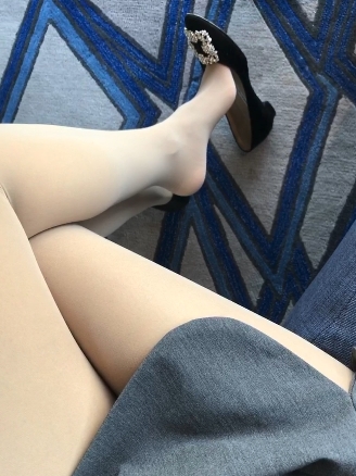 甜桃瑶瑶微密圈视频合集：淡雅美丽的小仙子，徐娇穿着性感又温柔的衣服，让你一睹她的风采