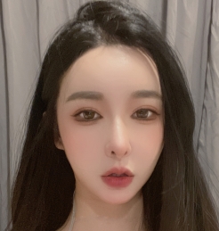 美女可可：肥无毛光“阴”的推特幂人美逼