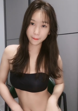 转载搬运小美女爱笑百度盘