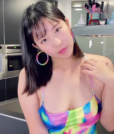 日本妹子OBOKOZU11月新款1V373MB百度盘