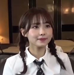 可爱的JK双马尾卡哇伊娃娃,2v1功能,13GB存储,支持百度云