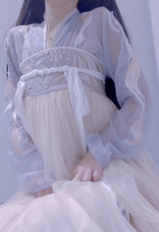 限时特惠福利姬cuteli性感身材大合集43V10.17G百度云高速下载