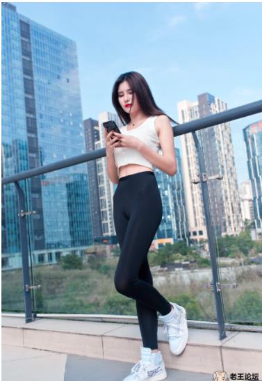 《婷婷》街拍作品