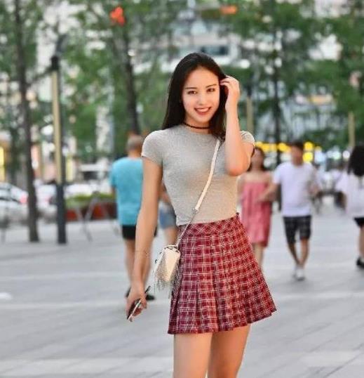 发光腿腿的推特花样女王：虐待捆绑佳作