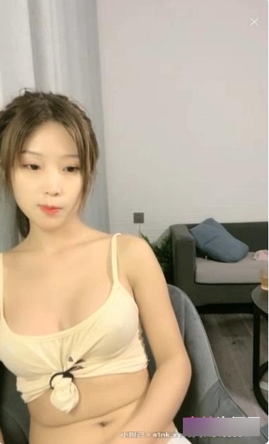 甜心baby小姐姐下水首秀四部曲