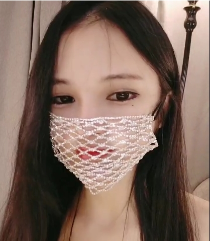 苏苏双洞放飞自我主播