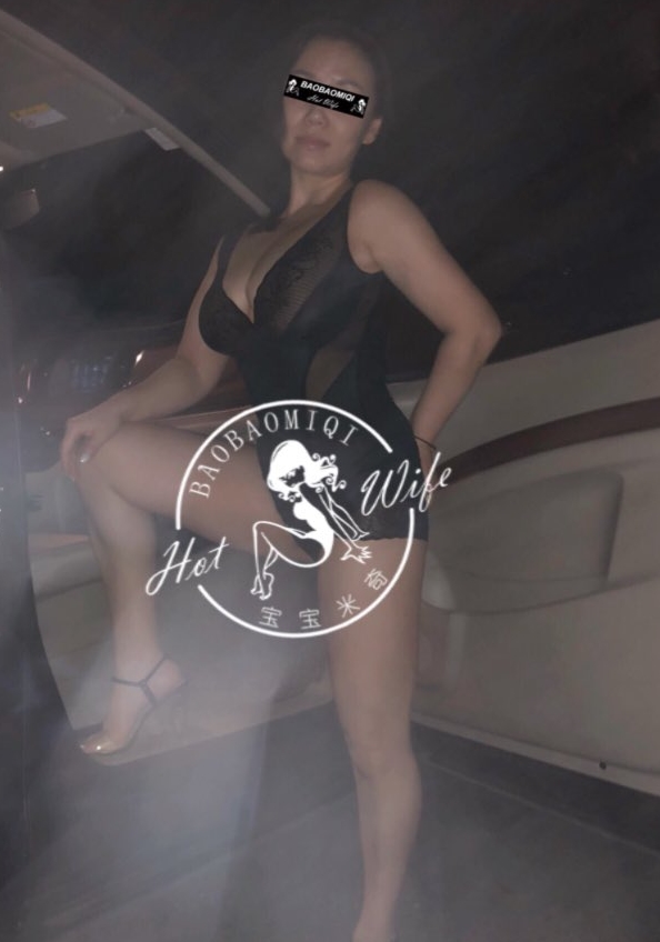 《米奇宝宝38v13.2g：绿帽老婆收藏视频》