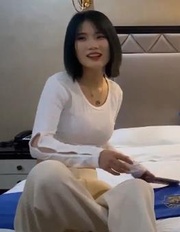 mei+nu+jian+zhi酒店视频31分钟，作者自拍作品引争议