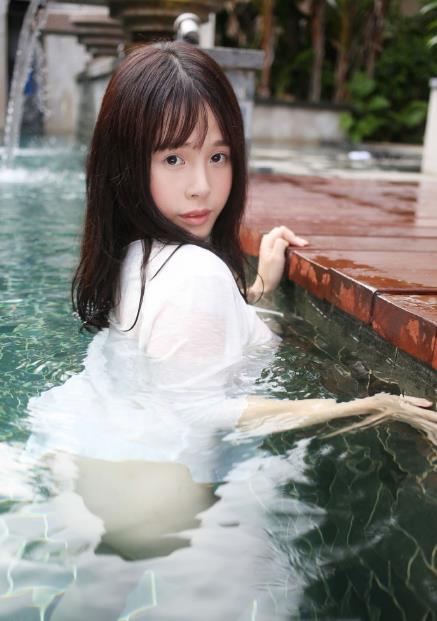 清纯小湿妹妮妮与土豪爸爸的成功会晤视频资源合集8.6G