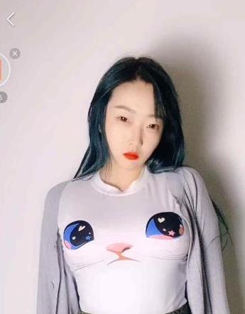 快手女神欣妹妹抖馒头展示定制合集，5.7G大片，绅士必收藏