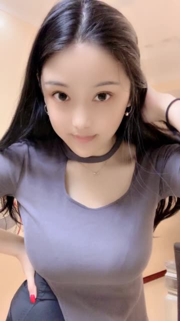 燕子姐姐珍贵私人合集：成熟型美女白色纱衣红晕造型高清图集5集150m福利小视频