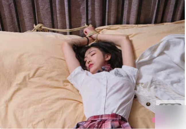 高挑美女TANYA精选表演合集，一米八身材大梨子，5.9G视频尽情欣赏