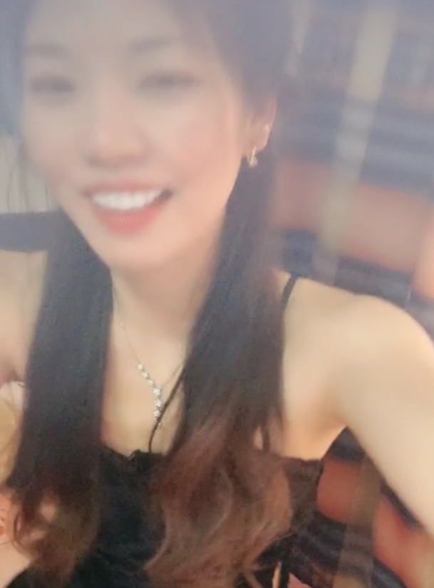 清雅婷：河北小少妇，27v46.7g，165部视频收藏，新增16v