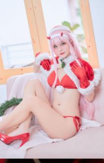 白人小妹子Azami剧情片合集，48套6.9G资源，与刘玥联手超级亮点