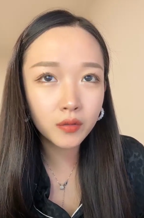 眼镜御姐妹子叭嗦57v48.6g合集，收藏百度ED2K