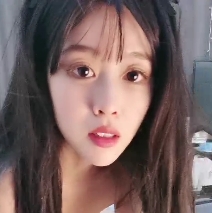 粉色丝袜弄净某处，有趣椅骑坐玩弄，多次美妙境界床单湿一片，1V1.14G百度盘