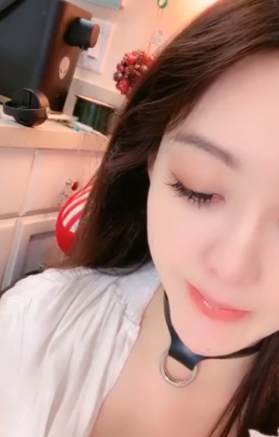 军阀太太人气女神合集，百度ED2K小奶瓶NEINEI，视频数量丰富新增148v