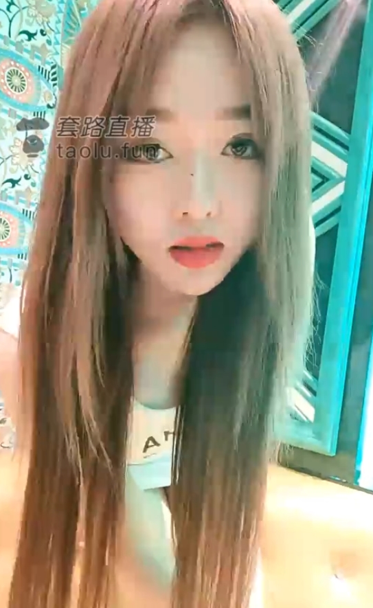 浅夏搞笑套路直播合集：精彩视频尽在其中