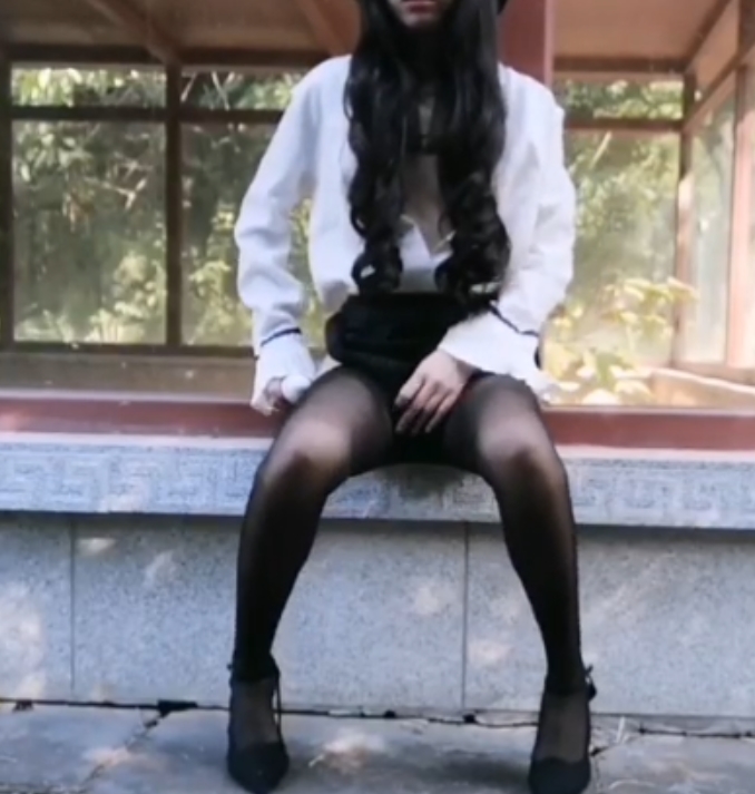 冯珊珊视频合集：44G全收录，百度下载+ED2K