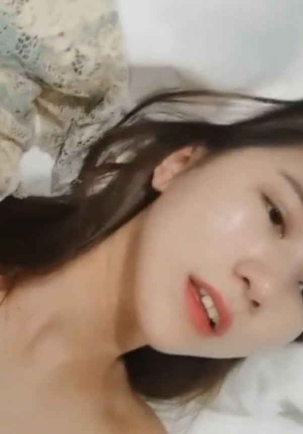 小芳自拍精彩合集2023年8月5日，5+3.21G视频图片，百度盘存放，失效不补