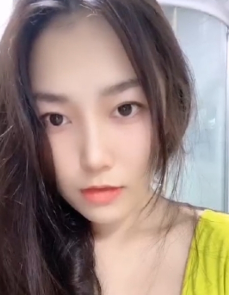 小倩倩舌头舞合集:13个视频371MB,解压密码福利视频