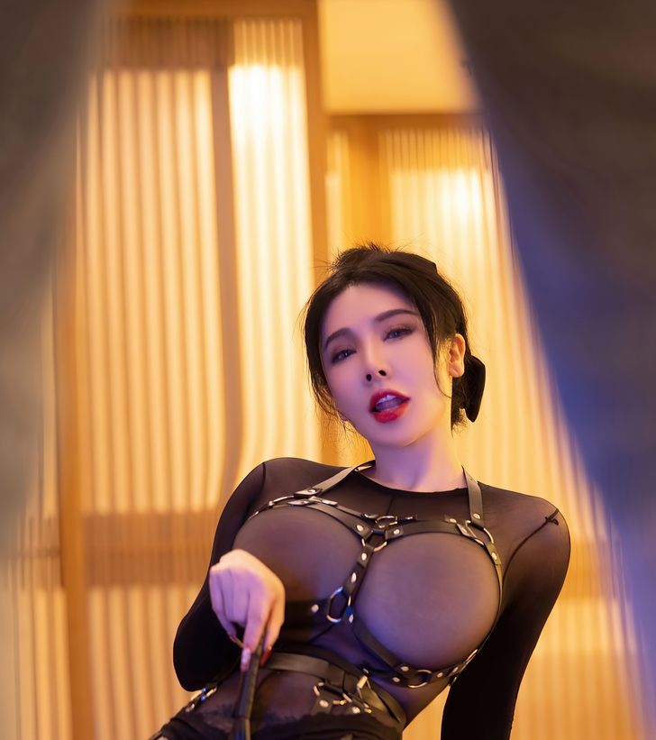 尺度全开！边缘名媛潘娇娇视频收藏达217，总量5.8g，百度热搜