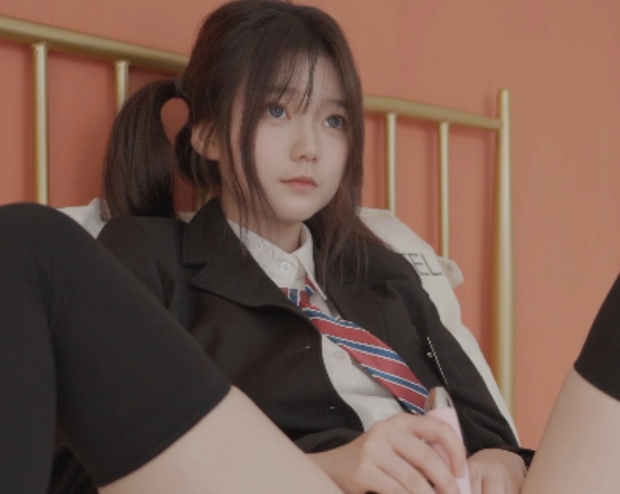 小恩定制展示：杜淳主演8v57.1g视频，收藏999，新增3套