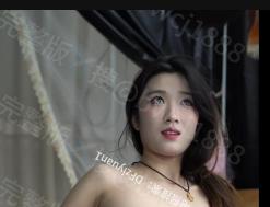 《霸王茶姬》20岁学生妹自拍视频，S级身材完美诱惑，时长2分钟，水印下载观看