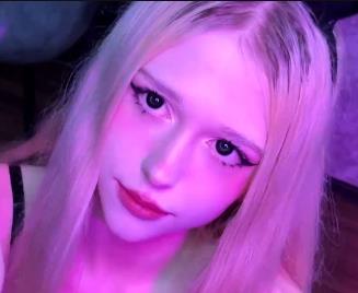 YourLittleMai的15部完整版短视频，清新可人的俄罗斯网红L莉，让你仿佛置身其中