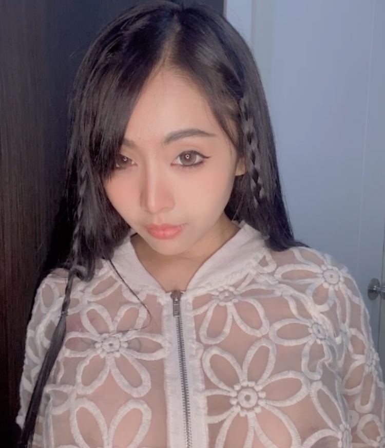 亚裔反差婊Xreindeers最新合集234V105G，收藏210，百度ED2K