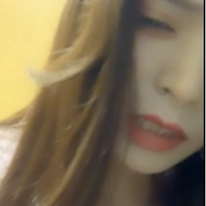 高颜值女神主播依依哇户外网吧合集1V905M，塞跳弹放飞自我