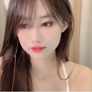 转载搬运StripChat超漂亮女主播anan_babe最新合集3V632M，放飞自我微露脸，百度盘下载