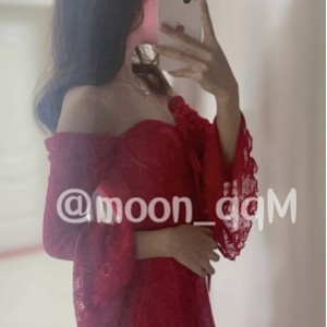 百度盘户外神秘妹子狐骨moon最新合集80V110P971M，超嫩展示解压秘籍