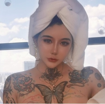 白富美私拍火爆合集1V1G，性感魅力Chloe