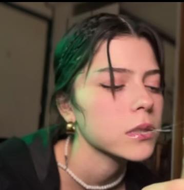 自拍网络老外Blake怀旧合集16V2.5G，男友中国文字特写福利