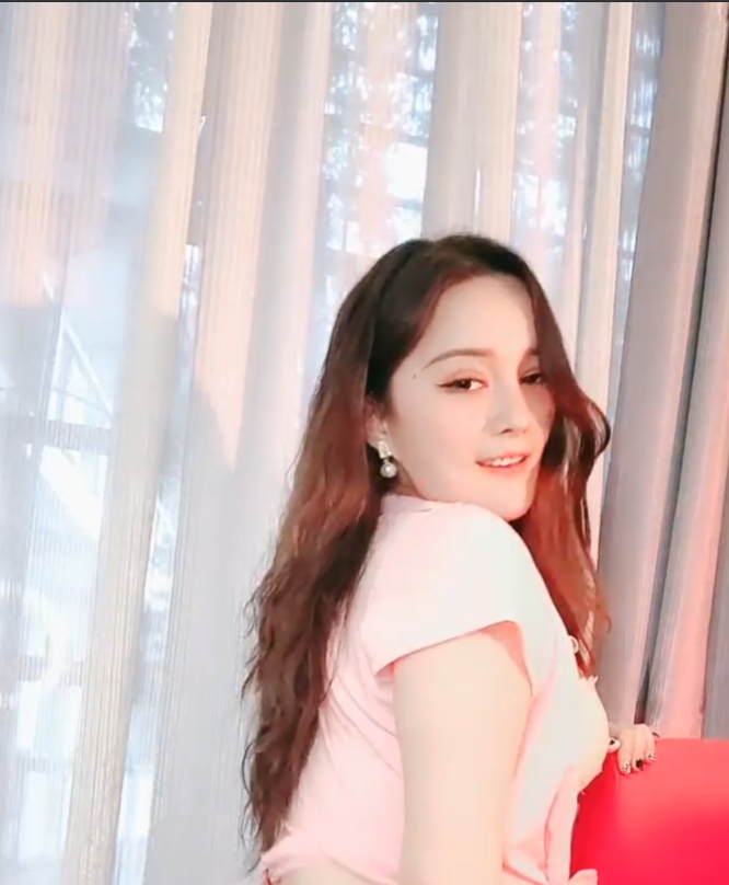 合集25G34v笑笑身材火爆推特精品