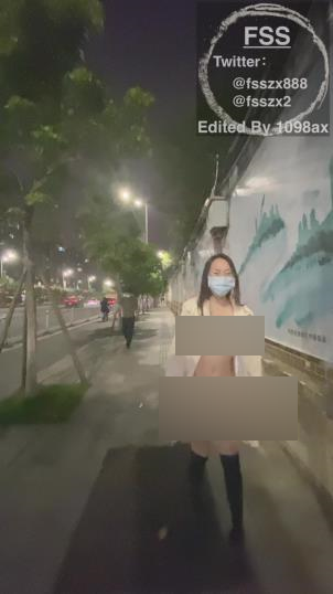 7.3G冯珊推特诱人作品合集15v195p终极收藏