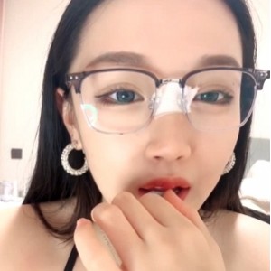 叭嗦妹57V合集眼镜御姐48.6G优质