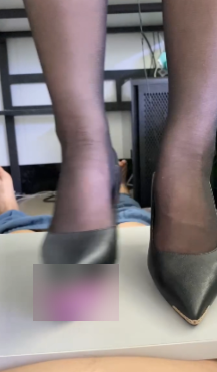 推特小脚打胶足艺合集100部41G丝滑体验