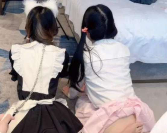 ohikk白丝妹子合集推特10部580MB太可口了